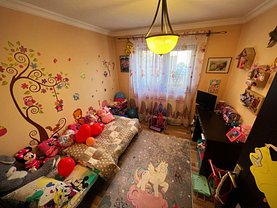 Apartament de vânzare 3 camere în Botosani