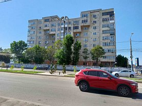 Apartament de vanzare 3 camere, în Craiova, zona Calea Bucuresti