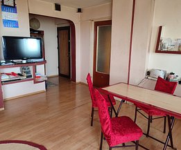 Apartament de vanzare 4 camere, în Ploiesti, zona B-dul Bucuresti