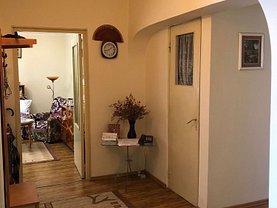 Apartament de vânzare 4 camere în Alexandria