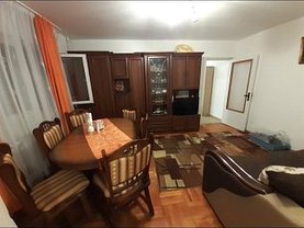 Apartament de vânzare 3 camere, în Târgu Mureş, zona Semicentral