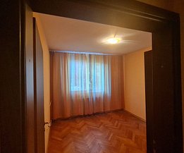 Apartament de vanzare 2 camere, în Pitesti, zona Craiovei