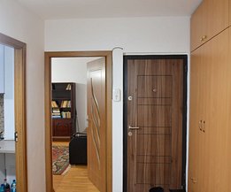 Apartament de vanzare 2 camere, în Craiova, zona Sarari