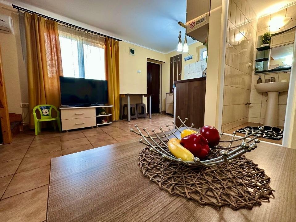 Inchiriez apartament de doua camere-Mamaia Nord