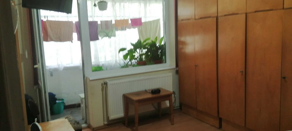 Apartament de vânzare 3 camere - imaginea 0 + 1
