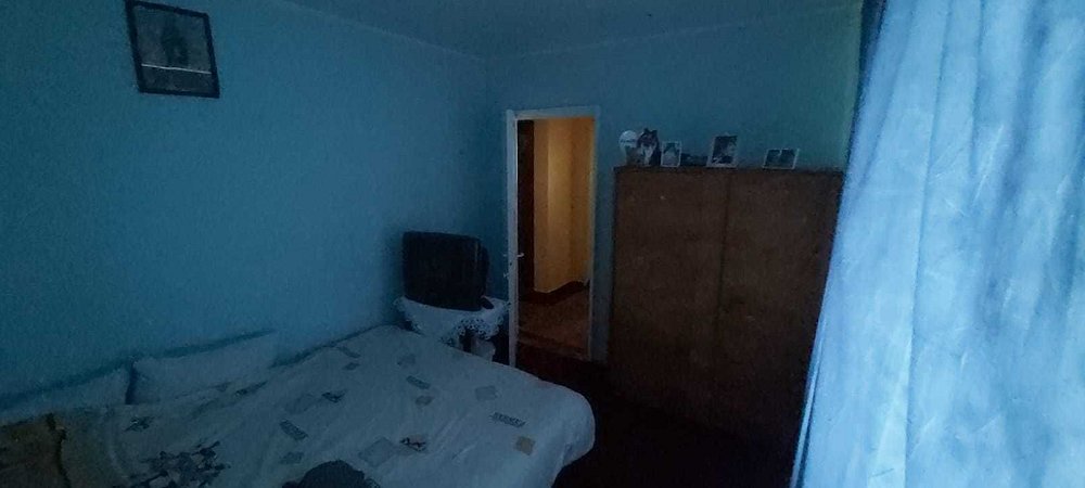 Apartament de vânzare 4 camere - imaginea 0 + 1
