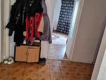 Apartament de vânzare 3 camere în Vaslui, Est