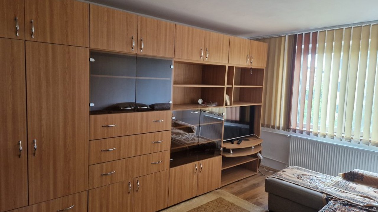 Apartament 3 camere,confort 1