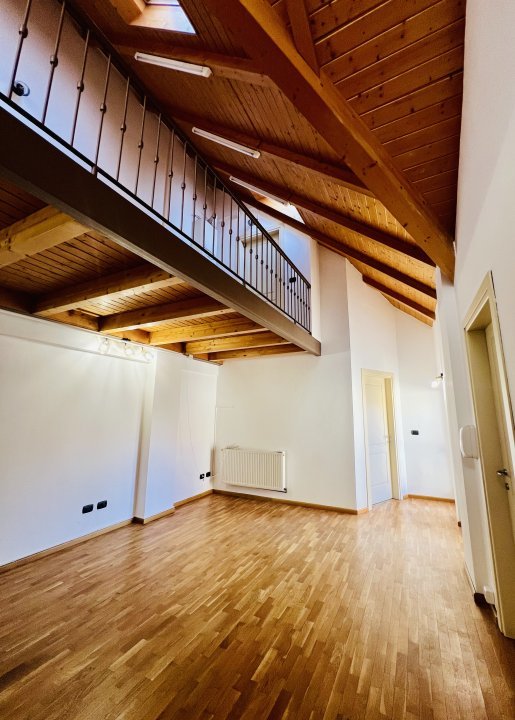 Apartament in P-ta Unirii, cu loc de parcare, direct de la proprietar