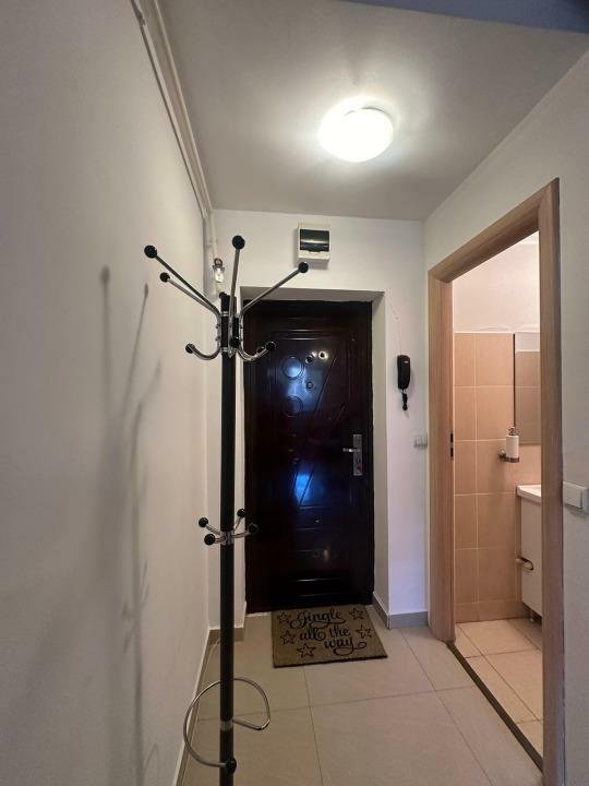 Apartament cu 2 camere supraetajat de vanzare, Fizicienilor, Bucuresti, sector 3