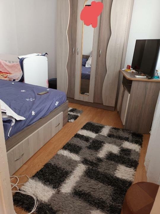 Vând apartament cu 2 camere!
