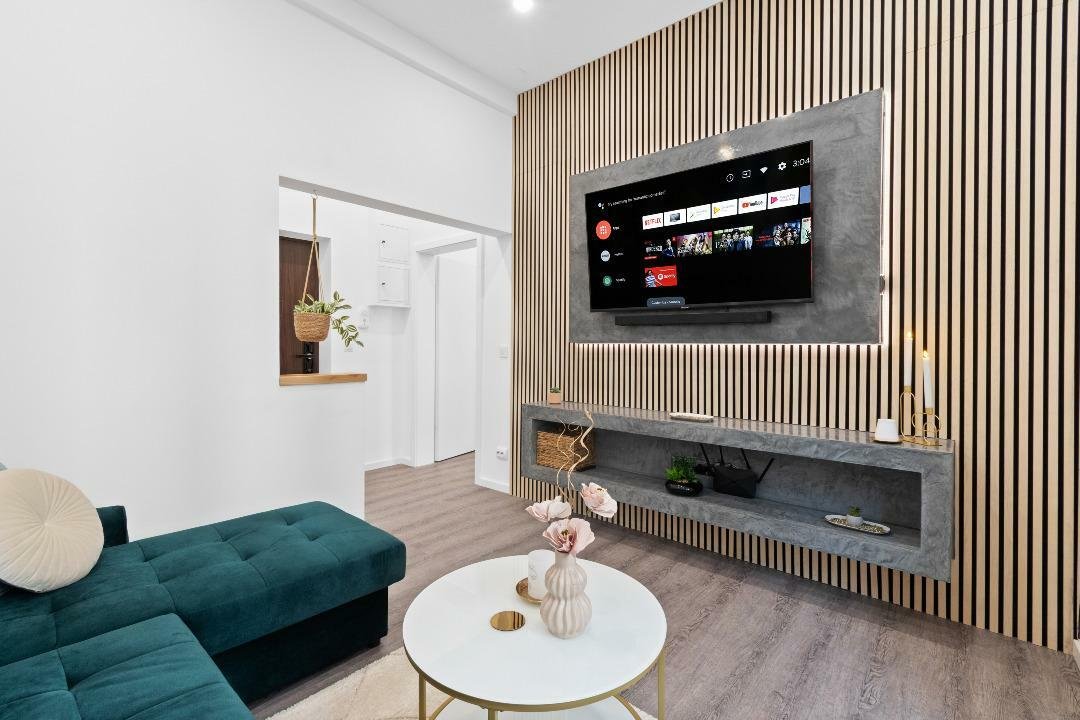 Investitie - afacere la cheie - Apartament cu Spa in Centrul Vechi, Bucuresti