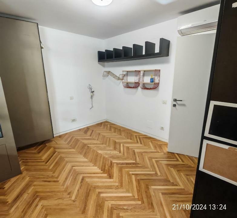 Apartament de inchiriat, zona Victoriei, direct la proprietar