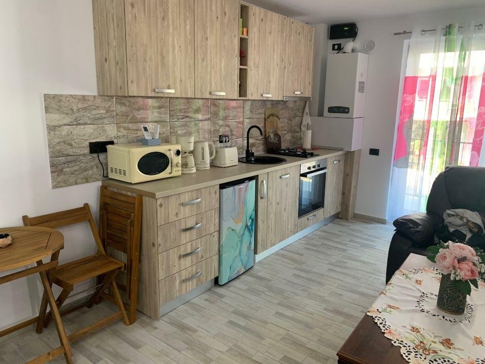 Închiriez studio zona Allezi Mamaia