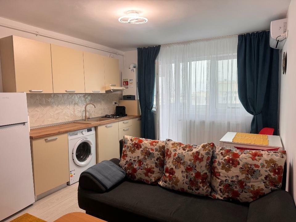 Studio de închiriat 