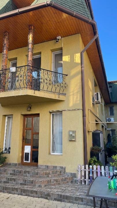 Casa P+1+M 2006,teren total 156 mp Cosbuc/ Parcul Carol Proprietar