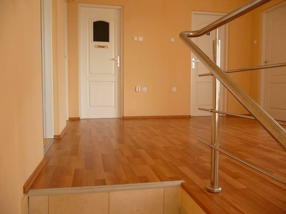 Vanzare spatiu comericial / casa familiara - duplex