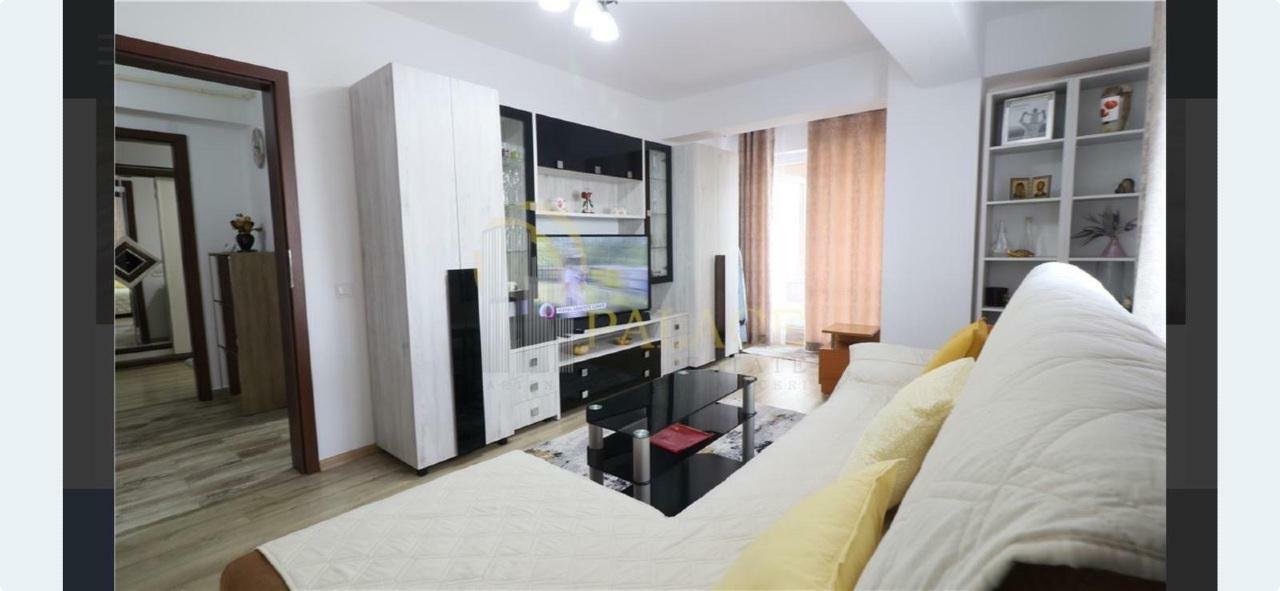 V&acirc;nd ap 2 camere  53 mpcu terasă de 80mp