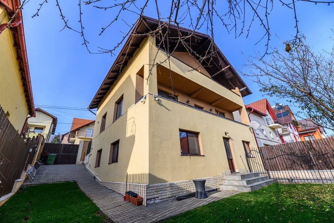 Proprietate deosebita intr-o zona linistita si curata, aproape de natura