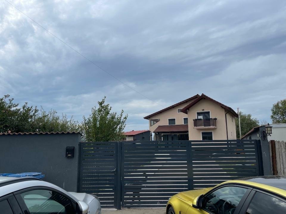 De vânzare â€“ Casă de lux pe malul Dunării