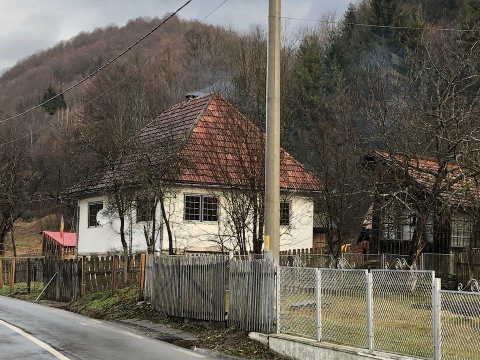 Casa de vanzare la munte
