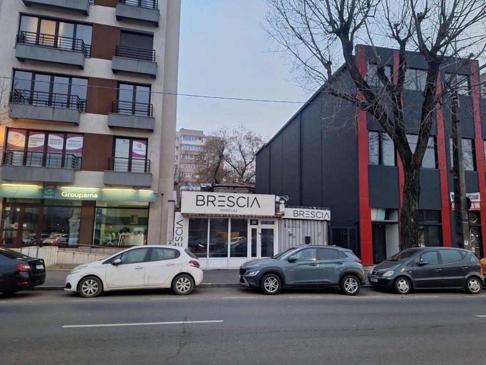 Casa de Vanzare cu spatiu comercial stradal Bd. Basarabia Sector 2