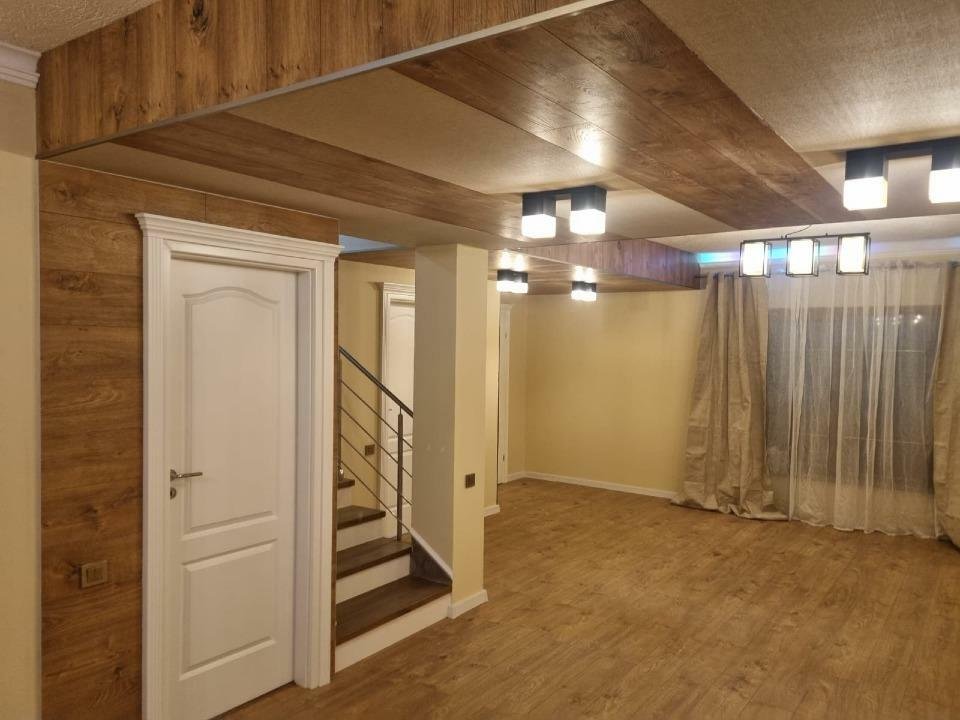 Casa de Vanzare