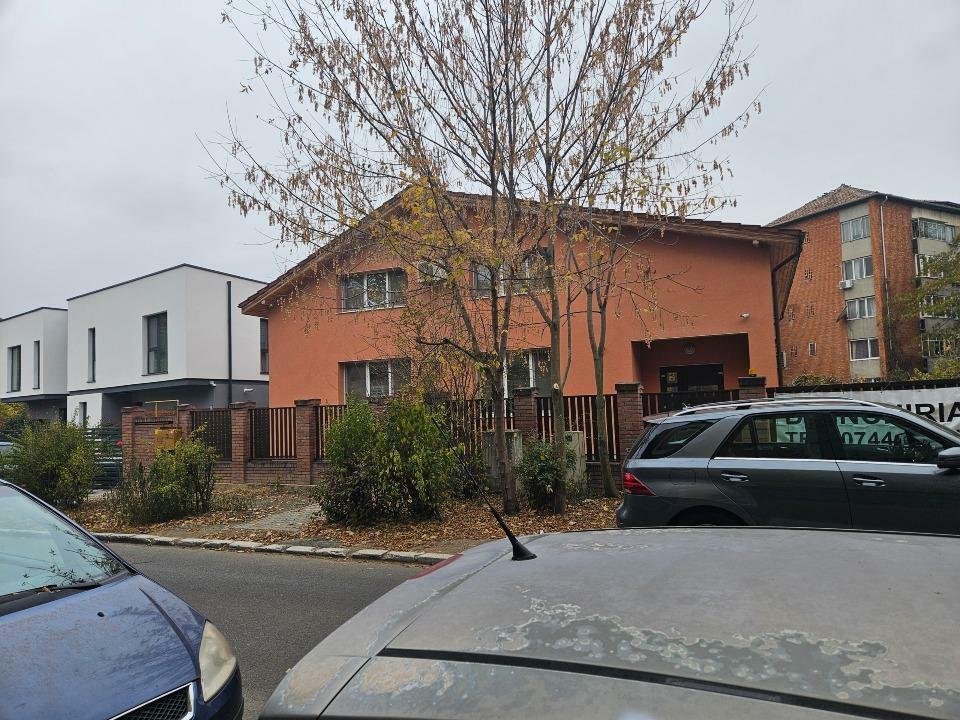Pprietar,inchiriez casa cu destinatie birou,zona Tipografilor