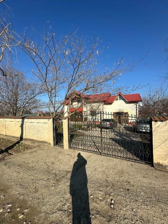 Casa Adunatii-Copaceni, mobilata complet, toate utilitatile