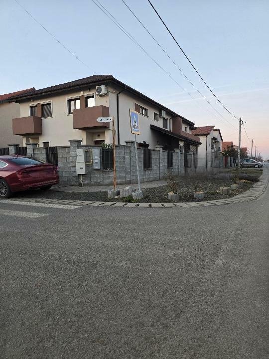 Proprietar, vând casa in Dumbravita zona premium
