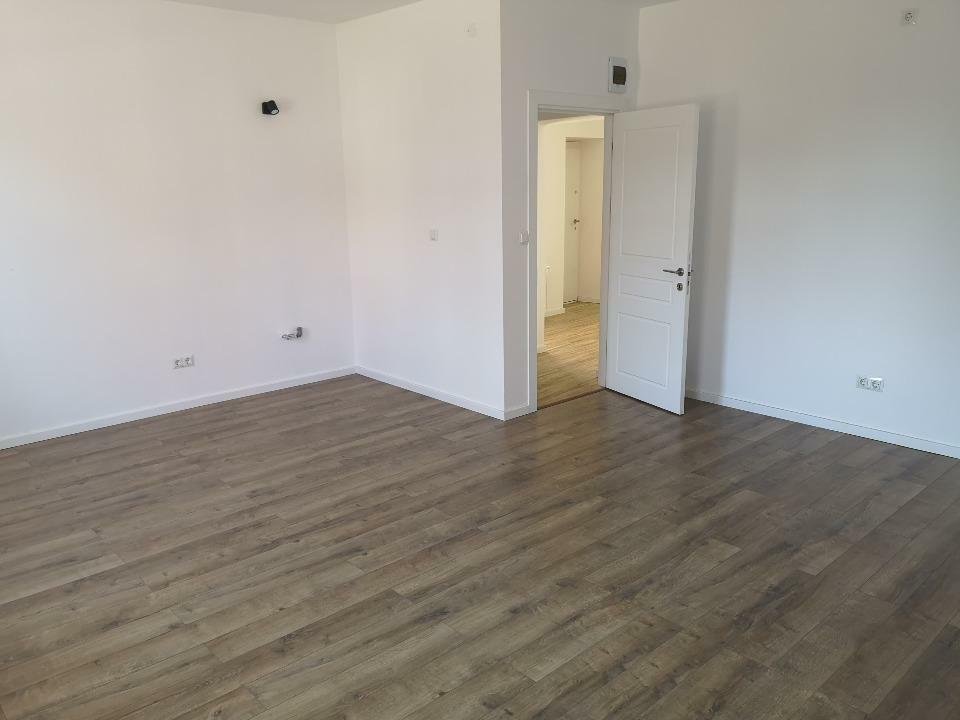 Imobil de vânzare sau de închiriat în centrul municipiului Sfântu Gheorghe