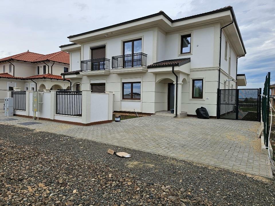 Proprietar vand duplex in Dumbravita