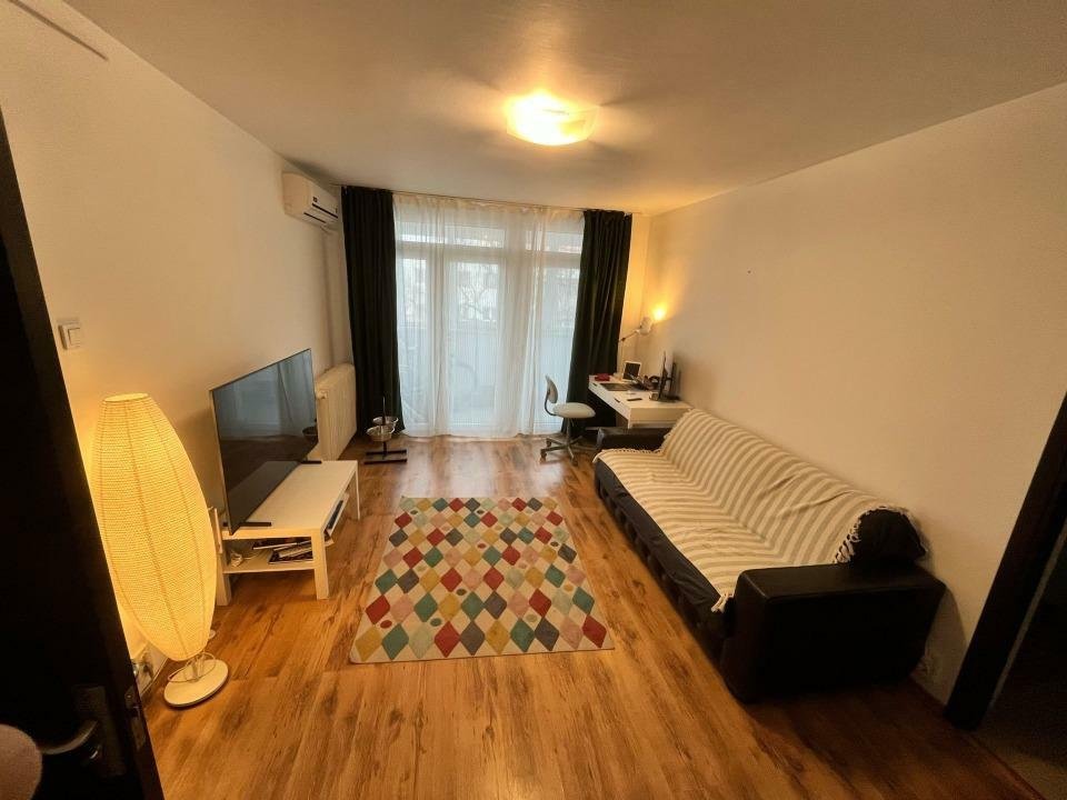 Apartament vanzare 4 camere | Titan | Direct proprietar
