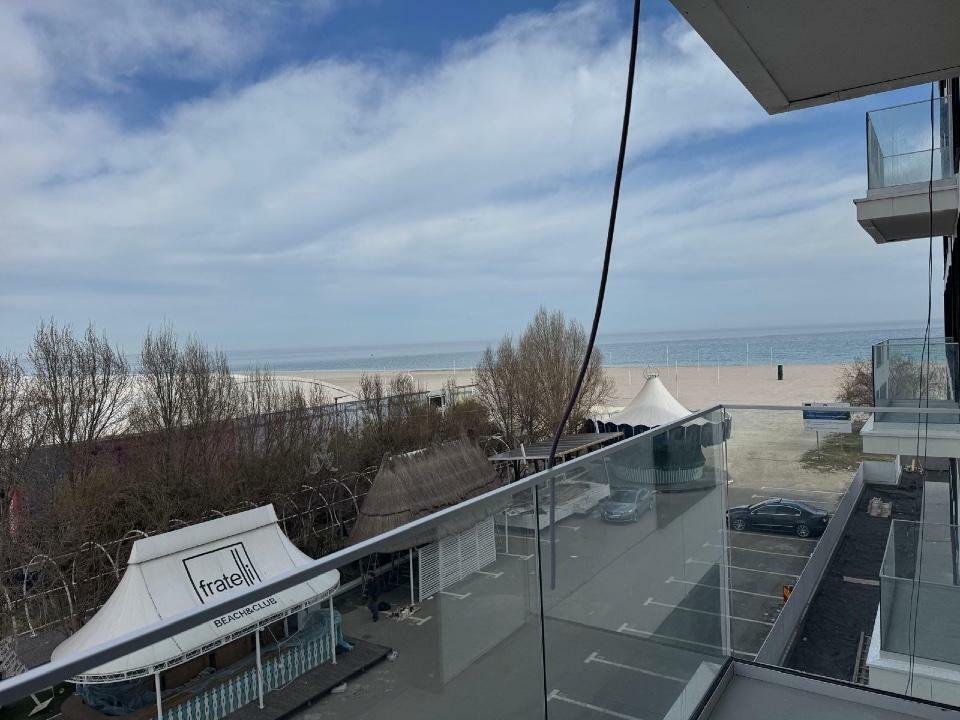 Apartament cu vedere la mare, 3 camere One Mamaia Nord