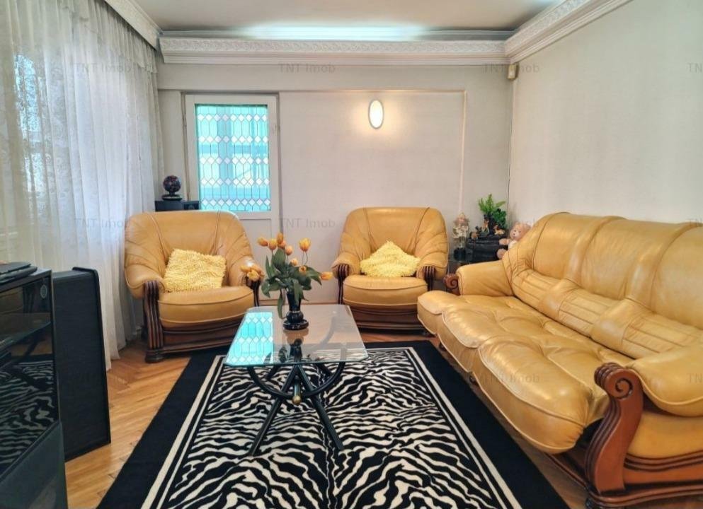 Inchiriere duplex 120mp, metrou Pacii- 4 camere, 2 etaje cu scara interioara