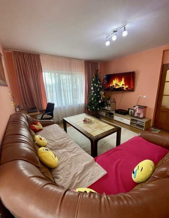 Casa de vanzare Dudestii Noi pereti dubli 7 camere