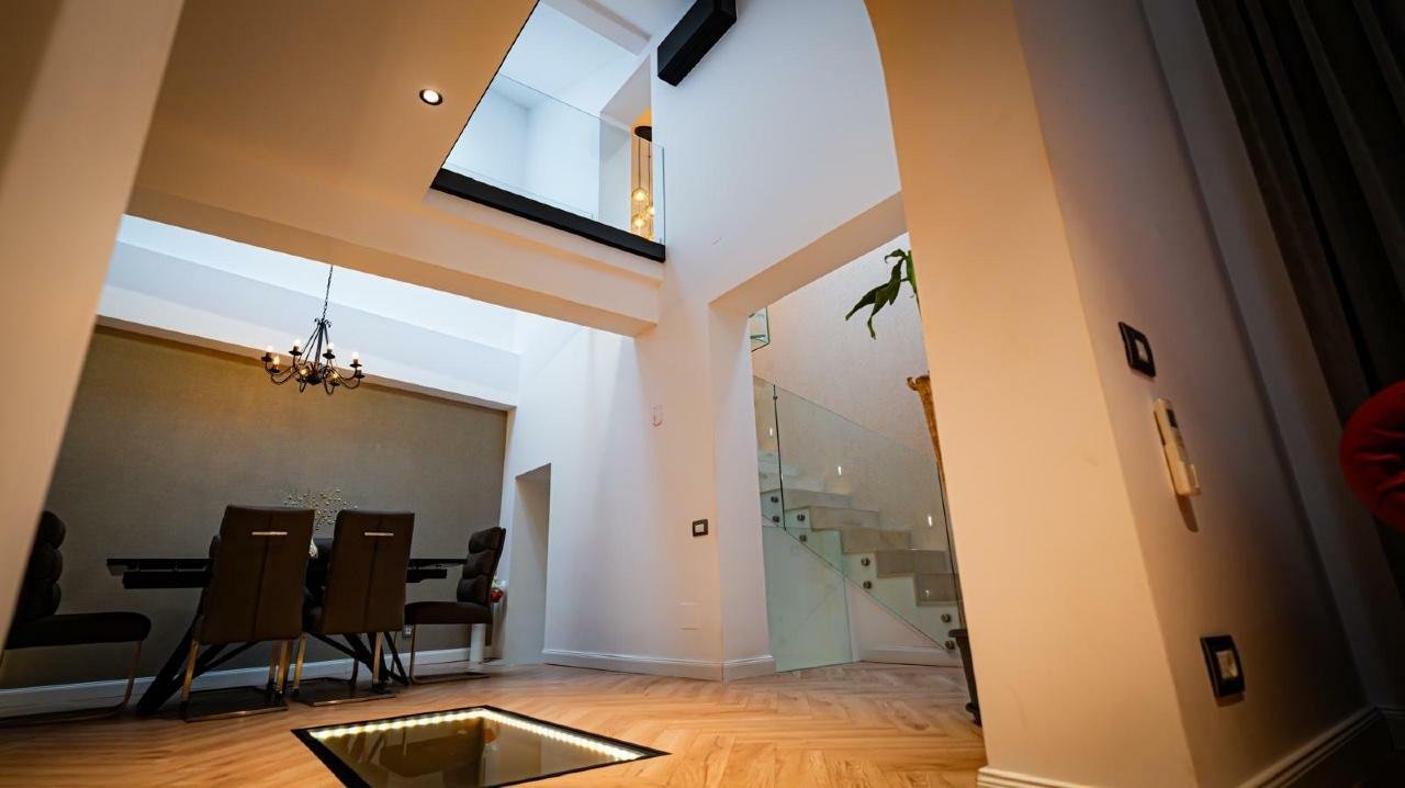 Landlord - Luxury Residence in Exclusive Area - Piata Floreasca