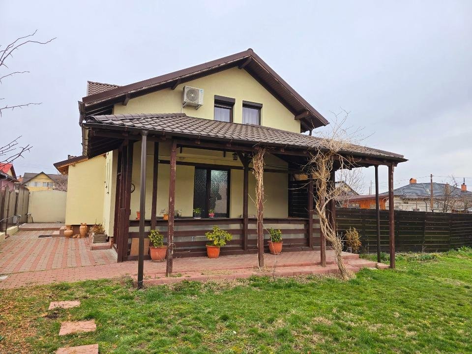 Proprietar vand casă Gavana 3