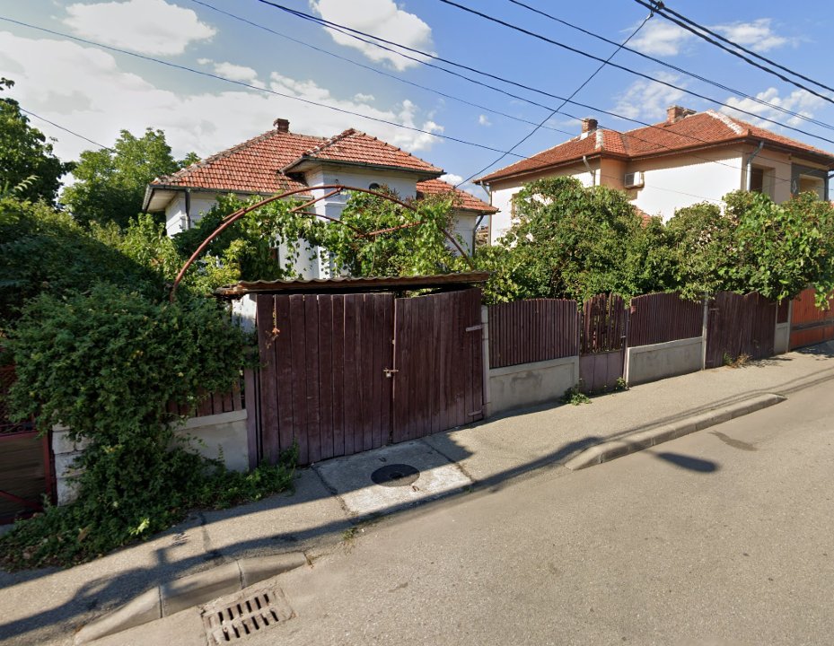 Proprietar vand casa individuala in zona centrala