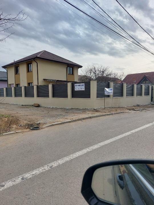 Casa de vanzare