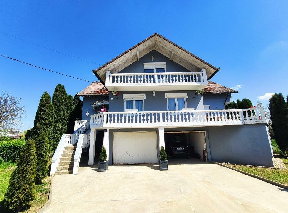 Casa de vanzare