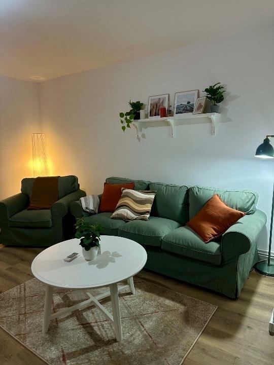 De inchiriat! Apartament cu 4 camere recent renovat
