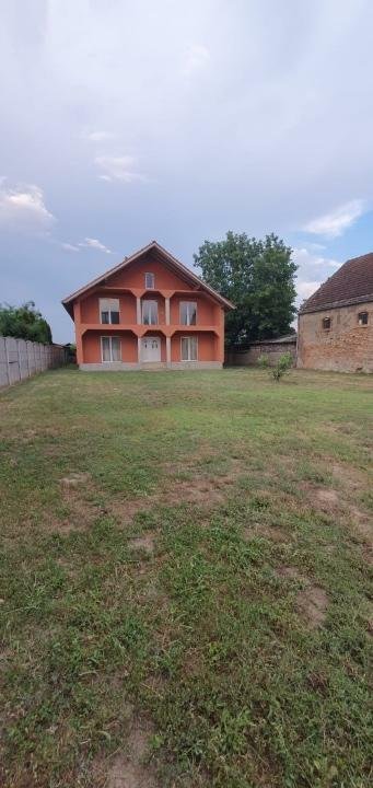 Casa vanzare