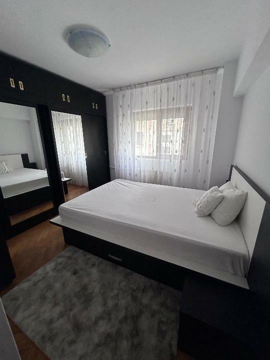 Apartament 4 camere