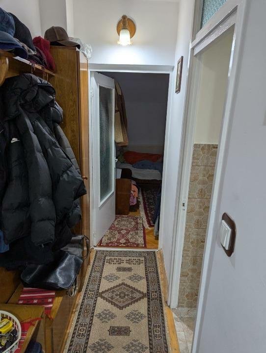 Inchiriere apartament cu 2 camere intr-o zona aproape rezidentiala/7 Noiembrie/S