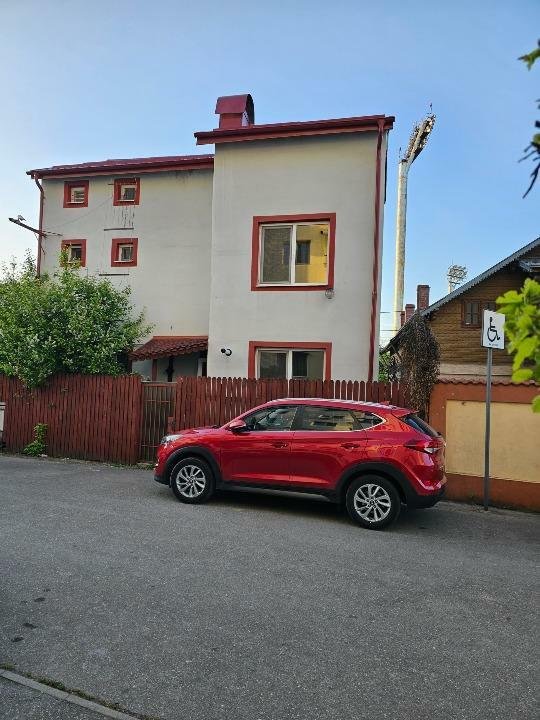 Casă zona vest Caşin -Sondelor Video de prezentare la solicitare