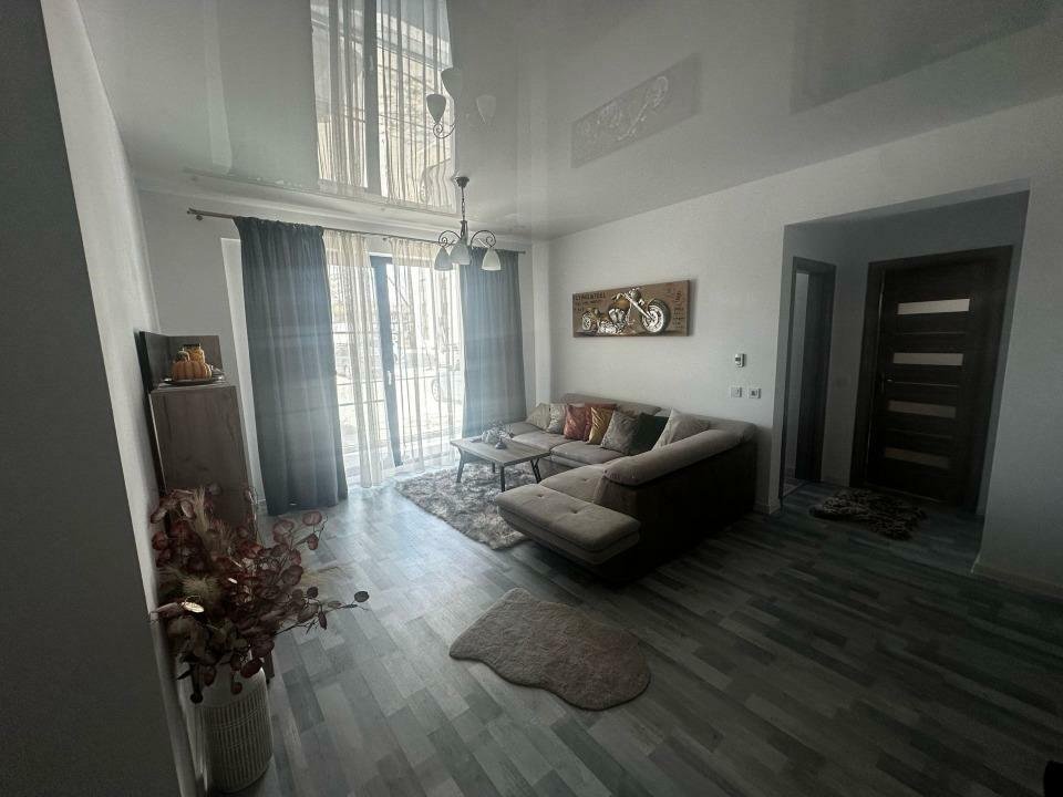 Inchiriez apartament 2 camere zona Magnolia