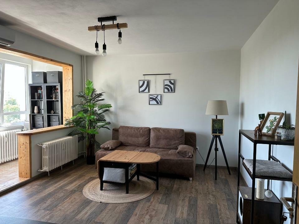 Vand Apartament 2 camere, Zona Titan, Parcul Titanel - Proprietar