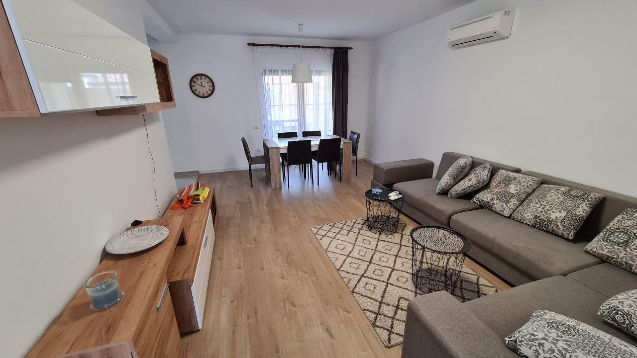 Proprietar vand duplex mediteranean Dumbravita