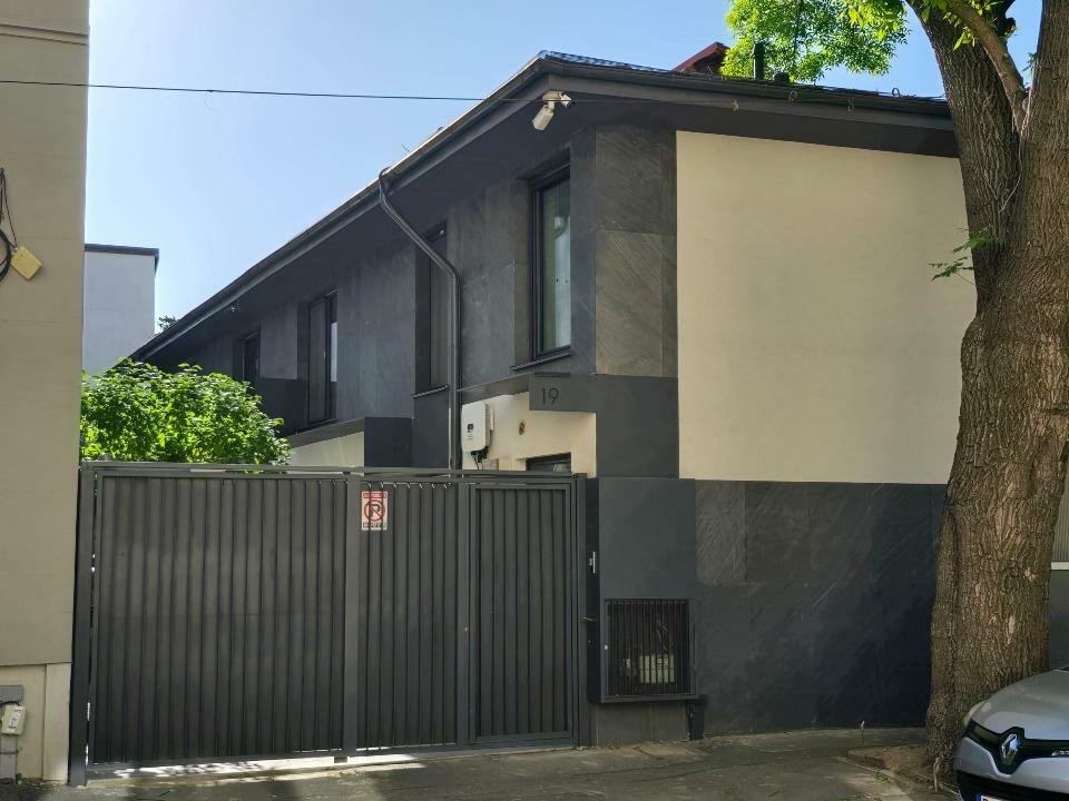 Direct proprietar â Casă duplex premium â Ştefan cel Mare / Icoanei